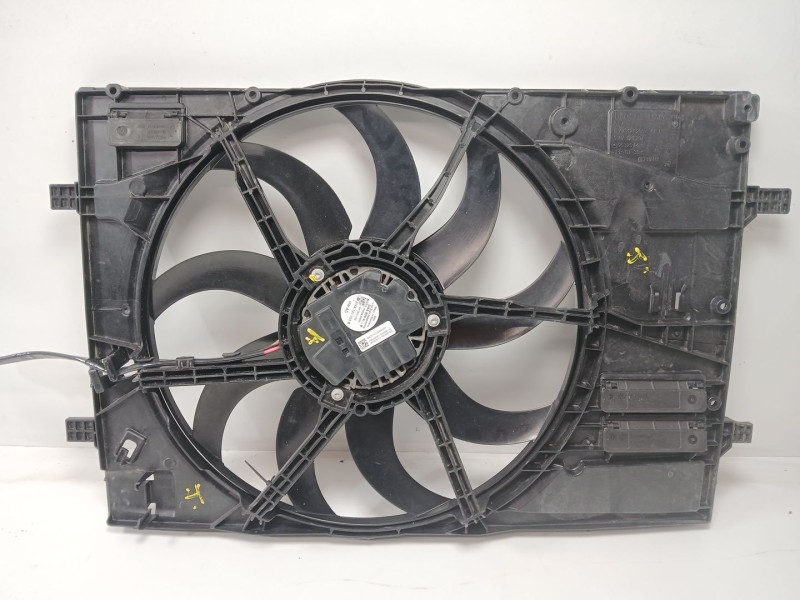 Recambio de electroventilador para seat leon sportstourer (kl8, kld) 1.5 tsi referencia OEM IAM 5WA121205 5WA121207 