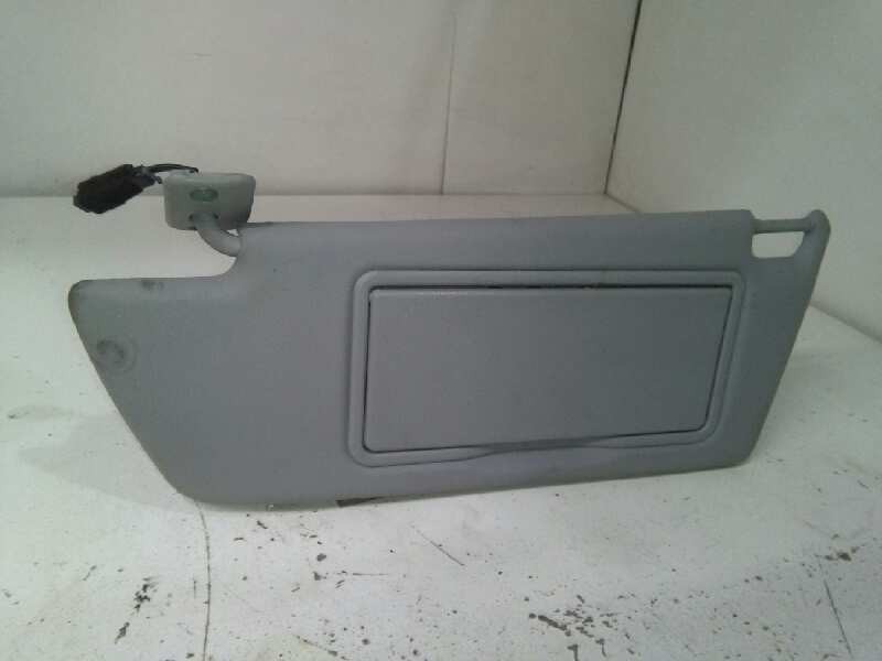 Recambio de parasol izquierdo para opel zafira b edition ´´111 jahre´´ referencia OEM IAM  GRIS CON LUZ