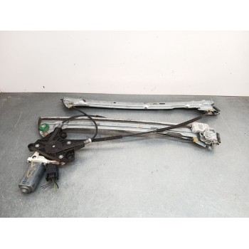 ELEVALUNAS DELANTERO DERECHO 6397200546 