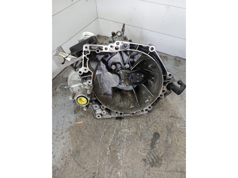 Recambio de caja cambios para citroën c4 ii (nc_) 1.2 thp 110 referencia OEM IAM 20ET49 68.000KM MANUAL 5V
