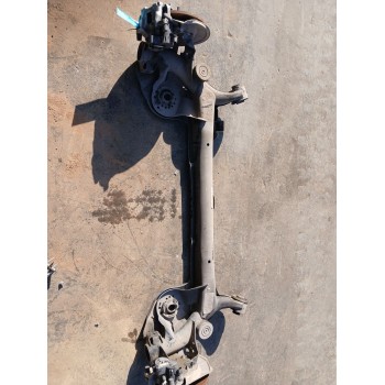 Recambio de puente trasero para ford focus titanium referencia OEM IAM 2540216  