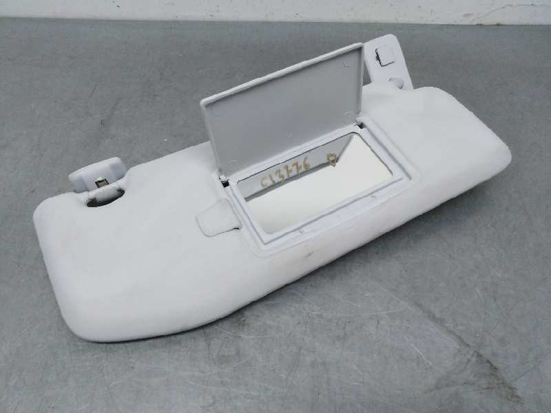 Recambio de parasol derecho para peugeot 208 1.6 blue-hdi fap referencia OEM IAM 16125841PR GRIS CLARO 