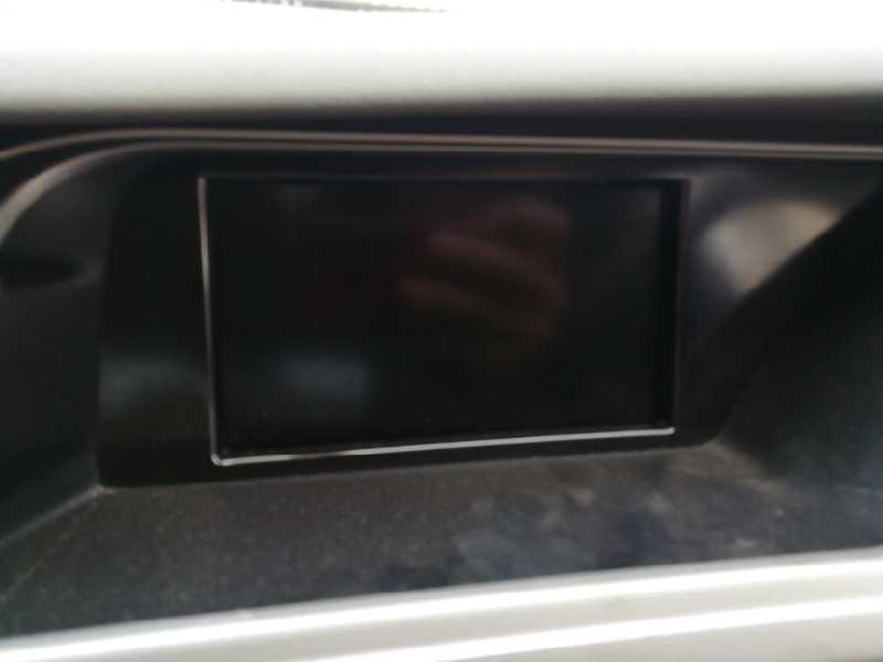Recambio de pantalla multifuncion para audi a4 ber. (b8) básico referencia OEM IAM 8T0919603A DISPLAY 
