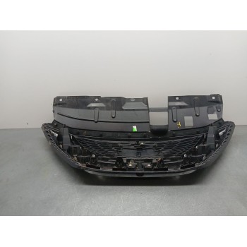 Recambio de rejilla delantera para nissan qashqai ii (j11, j11_) 1.3 dig-t referencia OEM IAM 62398hv80a  