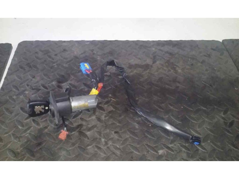 Recambio de conmutador de arranque para peugeot 206 berlina x-line referencia OEM IAM S / R  