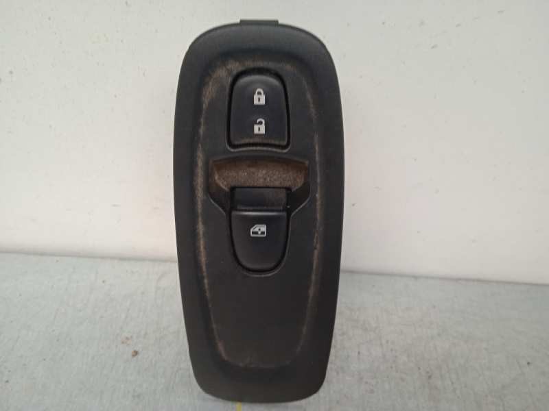 Recambio de mando elevalunas delantero derecho para renault kadjar business referencia OEM IAM   