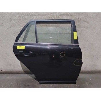 Recambio de puerta trasera derecha para toyota avensis wagon (t25) 2.0 d-4d executive referencia OEM IAM  CON DESPERFECTOS 