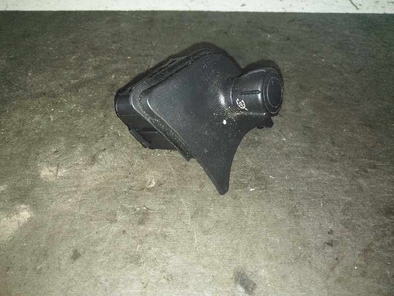 Recambio de mando volante para renault grand scenic 1.9 dci referencia OEM IAM 8200206738  