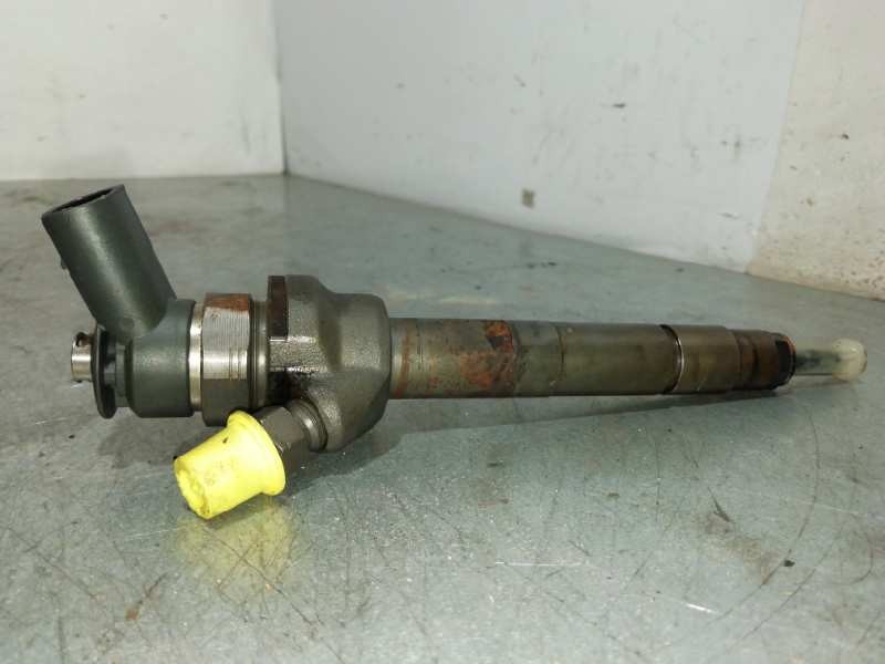 Recambio de inyector para » otros... 3008 iii hybrid motor hn09 referencia OEM IAM 0445110601  