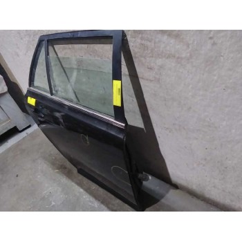 Recambio de puerta trasera derecha para toyota avensis wagon (t25) 2.0 d-4d executive referencia OEM IAM  CON DESPERFECTOS 