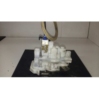 CERRADURA PUERTA DELANTERA DERECHA 5 PINS