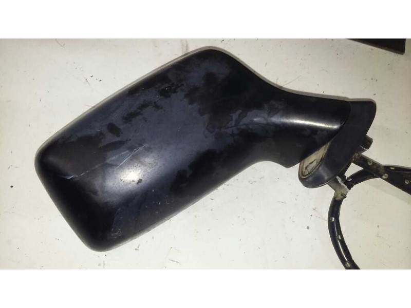 Recambio de retrovisor derecho para audi 80/90 (893) 80 comfort edition referencia OEM IAM 893857502C MANUAL 