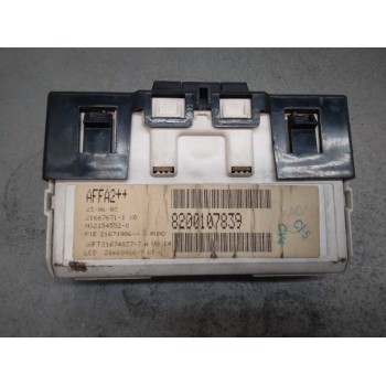 Recambio de display para renault megane ii classic berlina 1.9 dci diesel referencia OEM IAM 8200107839  