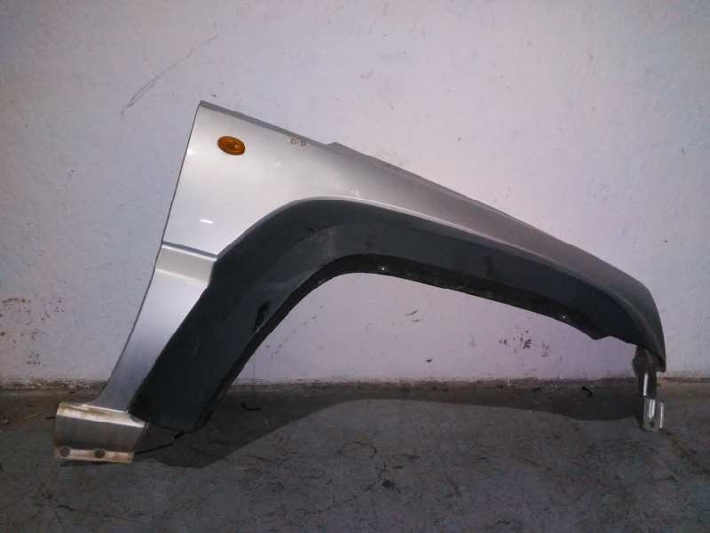 Recambio de aleta delantera derecha para chrysler jeep cherokee (kj) 2.8 crd extreme referencia OEM IAM 55360598AA PLATA 5536059