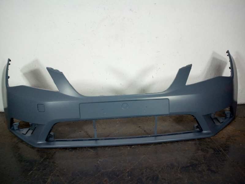 Recambio de paragolpes delantero para seat leon (5f1) referencia OEM IAM 5F0807217BRGRU NUEVO FASE I 13-16