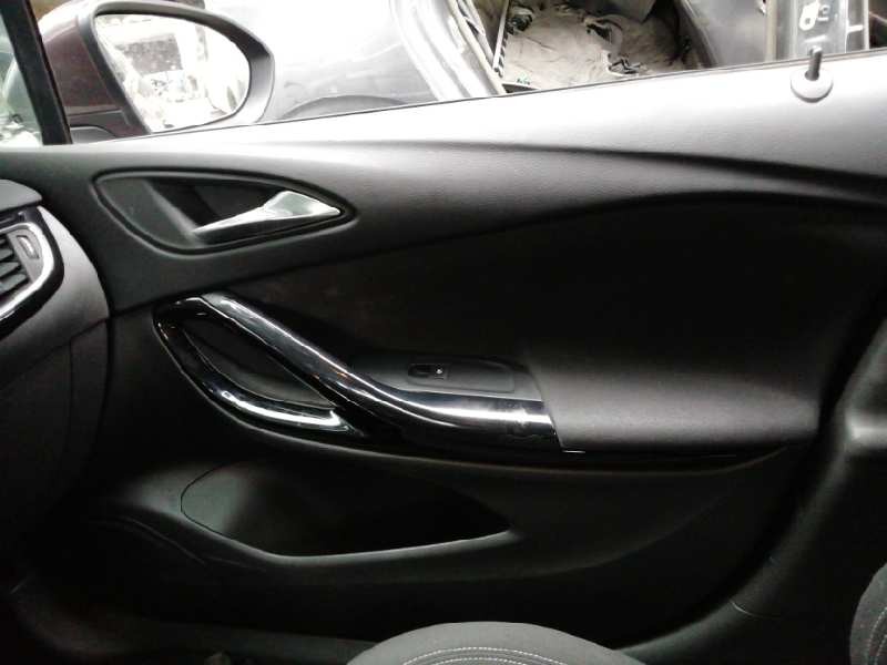 Recambio de guarnecido puerta delantera derecha para opel astra k lim. 5türig 1.6 cdti dpf referencia OEM IAM   