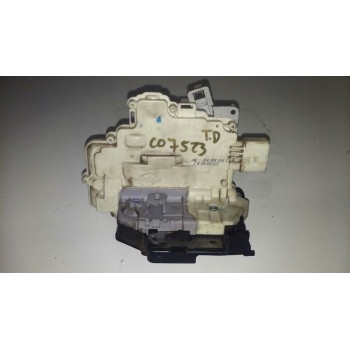 CERRADURA PUERTA TRASERA DERECHA 3C839016C 9 PINS