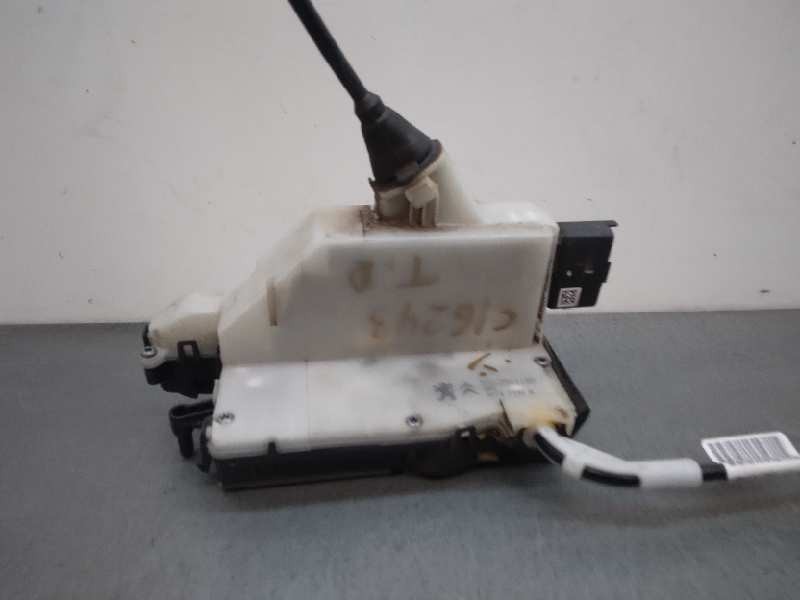 Recambio de cerradura puerta trasera derecha para peugeot 208 referencia OEM IAM 9812501180 5 PINES 