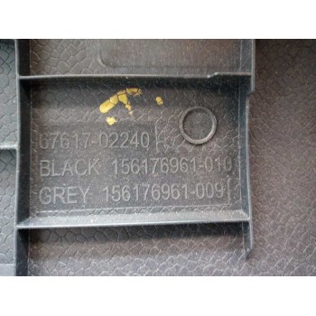 Recambio de guarnecido puerta trasera derecha para toyota corolla (e21) hybrid active referencia OEM IAM 6761702240 CON Maneta I