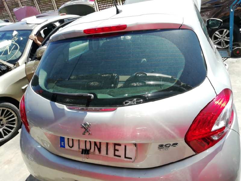 Recambio de porton trasero para peugeot 208 allure referencia OEM IAM  1 GOLPE 