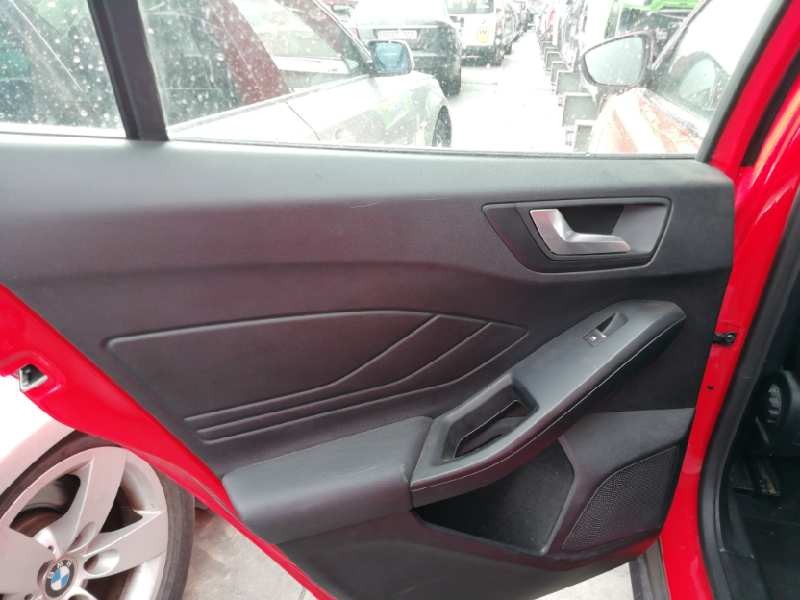Recambio de guarnecido puerta trasera izquierda para ford focus titanium referencia OEM IAM JX7BA27407BCW  