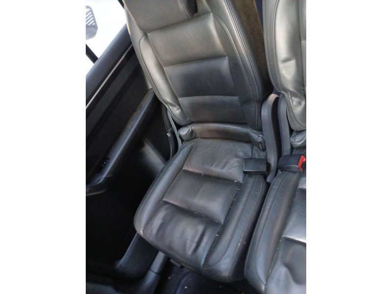 Recambio de asiento trasero izquierdo para volkswagen touran (1t3) 2.0 tdi referencia OEM IAM   