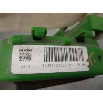 Recambio de cerradura puerta delantera derecha para hyundai i40 comfort referencia OEM IAM 814203Z000 4 PINES CON SOPORTE MANETA