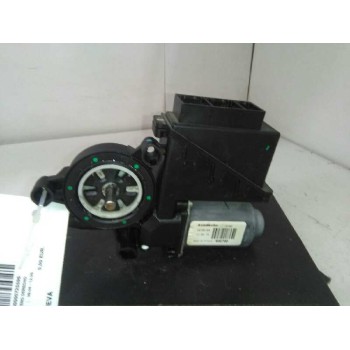 MOTOR ELEVALUNAS DELANTERO DERECHO 6Q2959801A 3 CONECTORES 3 PTAS