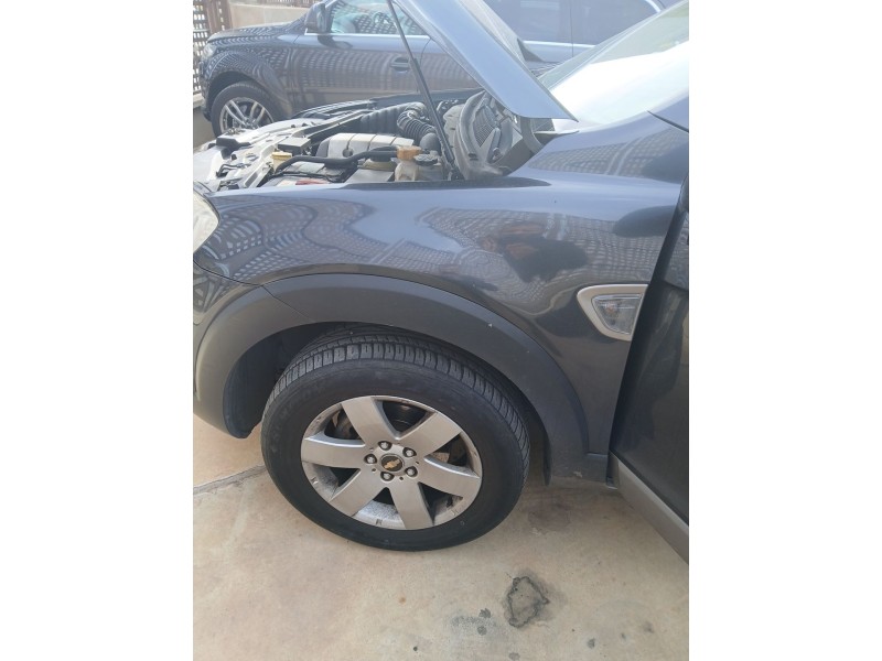 Recambio de aleta delantera izquierda para chevrolet captiva (c100, c140) 2.0 d 4wd referencia OEM IAM 96624392  