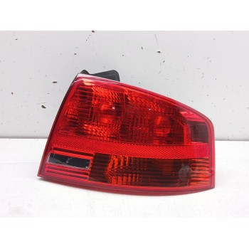 PILOTO TRASERO DERECHO r965070 