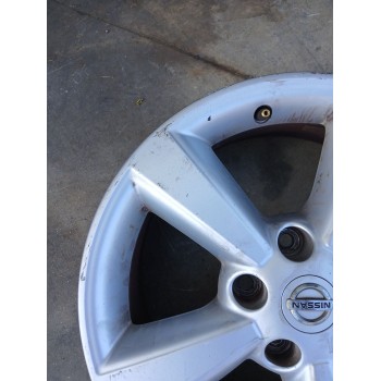 Recambio de llanta para nissan qashqai (j10) 2.0 dci turbodiesel cat referencia OEM IAM 61/2JX17 ET40 X1 17
