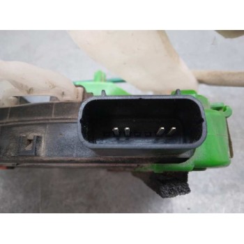 Recambio de cerradura puerta delantera derecha para hyundai i40 comfort referencia OEM IAM 814203Z000 4 PINES CON SOPORTE MANETA