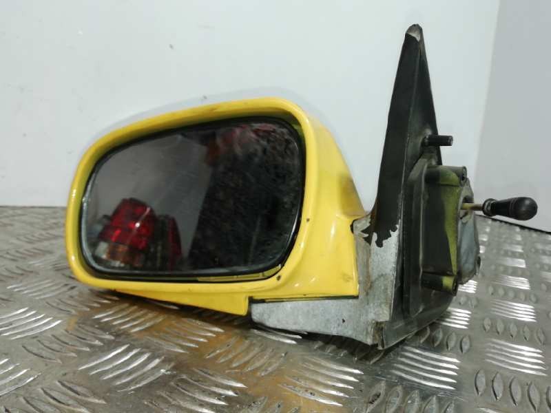 Recambio de retrovisor izquierdo para daewoo nexia gl referencia OEM IAM  MANUAL AMARILLO
