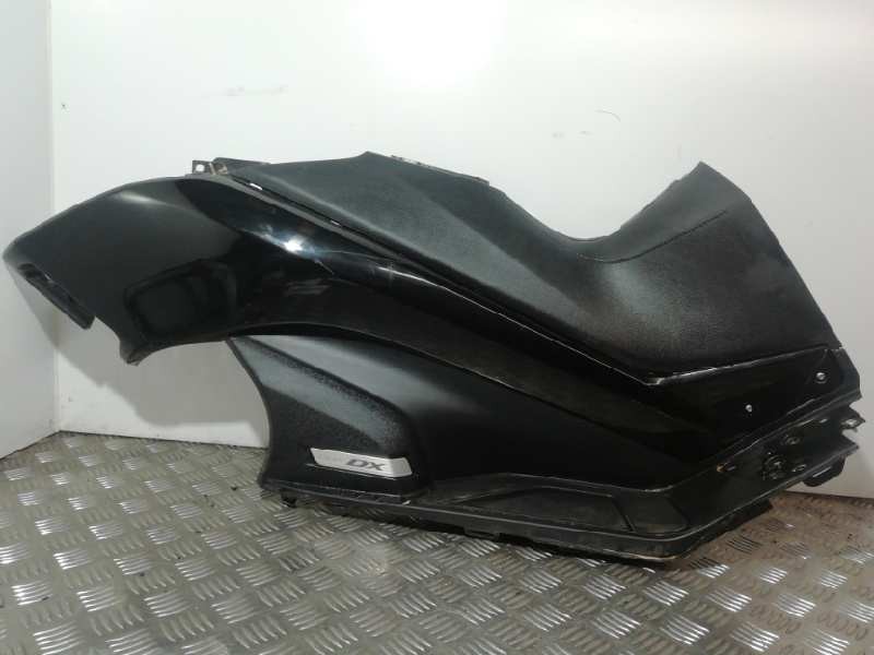 Recambio de plasticos para yamaha tmax tmax dx referencia OEM IAM BC32837M00 DELANTERO LATERAL DERECHO 