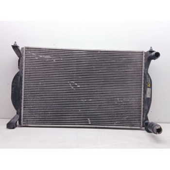 Recambio de radiador agua para audi a4 b7 (8ec) 2.0 tdi 16v referencia OEM IAM 8e0121251a  