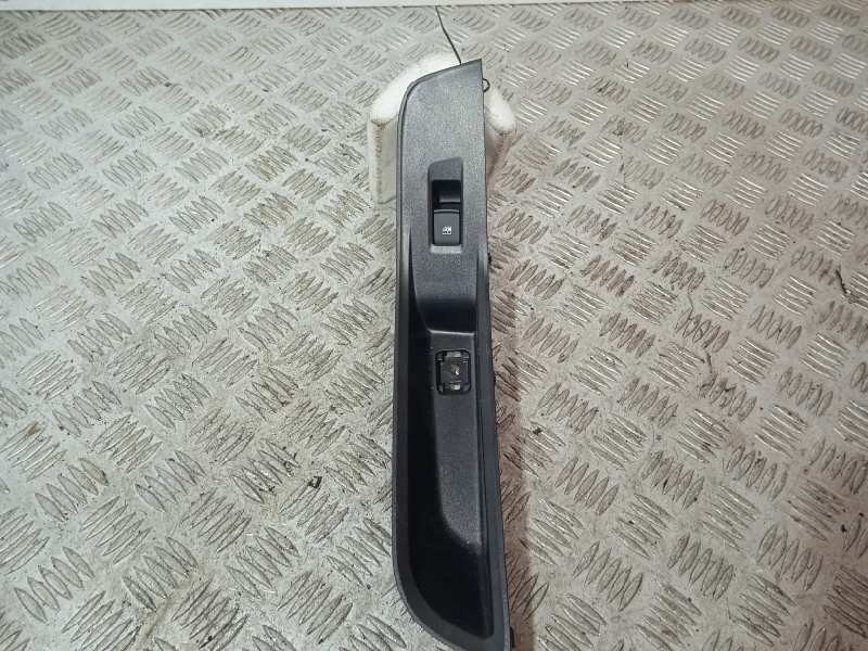 Recambio de mando elevalunas delantero derecho para maxus edeliver 3 (modelo) referencia OEM IAM C00100426  
