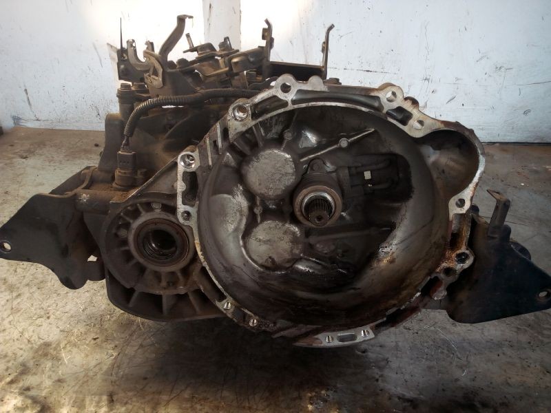 Recambio de caja cambios para kia carens (un) concept referencia OEM IAM   