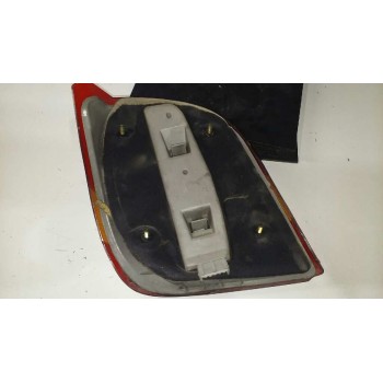 Recambio de piloto trasero derecho para ford fiesta berl./courier surf referencia OEM IAM   