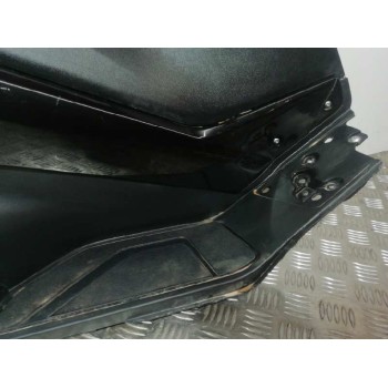 Recambio de plasticos para yamaha tmax tmax dx referencia OEM IAM BC32837M00 DELANTERO LATERAL DERECHO 