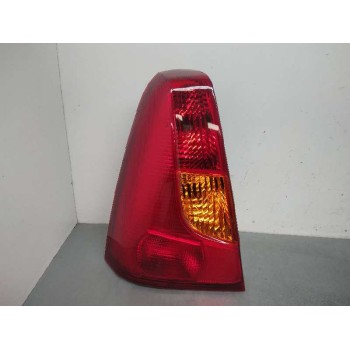 PILOTO TRASERO IZQUIERDO 8200211020 NUEVO 4 PUERTAS 04-08