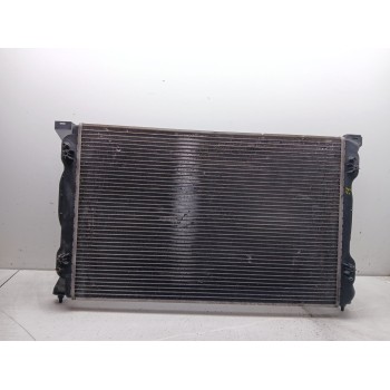 Recambio de radiador agua para audi a4 b7 (8ec) 2.0 tdi 16v referencia OEM IAM 8e0121251a  