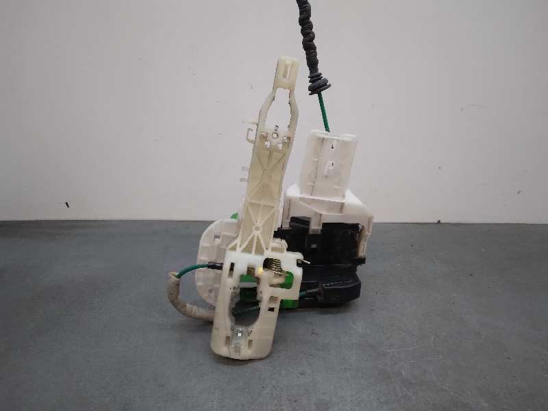 Recambio de cerradura puerta trasera derecha para hyundai i40 comfort referencia OEM IAM 813203Z020 4 PINES 