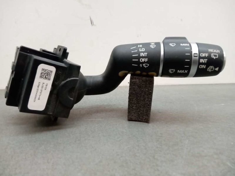 Recambio de mando limpia para land rover evoque dynamic referencia OEM IAM BJ323F973AB  