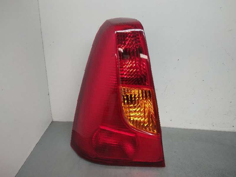 Recambio de piloto trasero izquierdo para dacia logan referencia OEM IAM 8200211020 NUEVO 4 PUERTAS 04-08