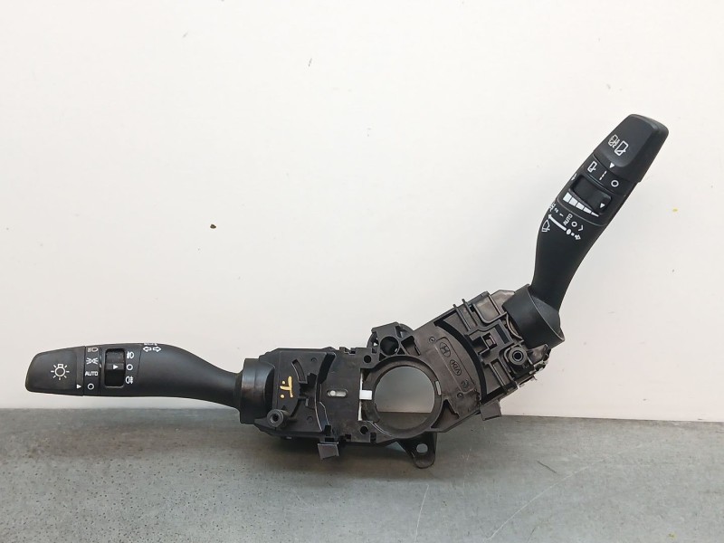 Recambio de mando multifuncion para kia carens iv 1.7 crdi referencia OEM IAM 299119089 299119105 