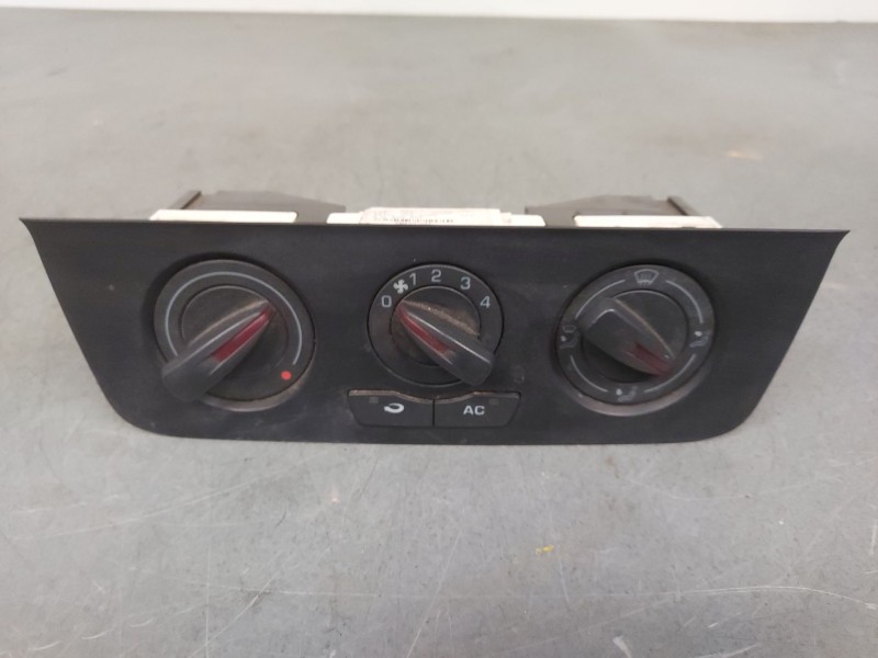 Recambio de mando calefaccion / aire acondicionado para seat ibiza (6j5) 1.4 tdi referencia OEM IAM 6JO820045  