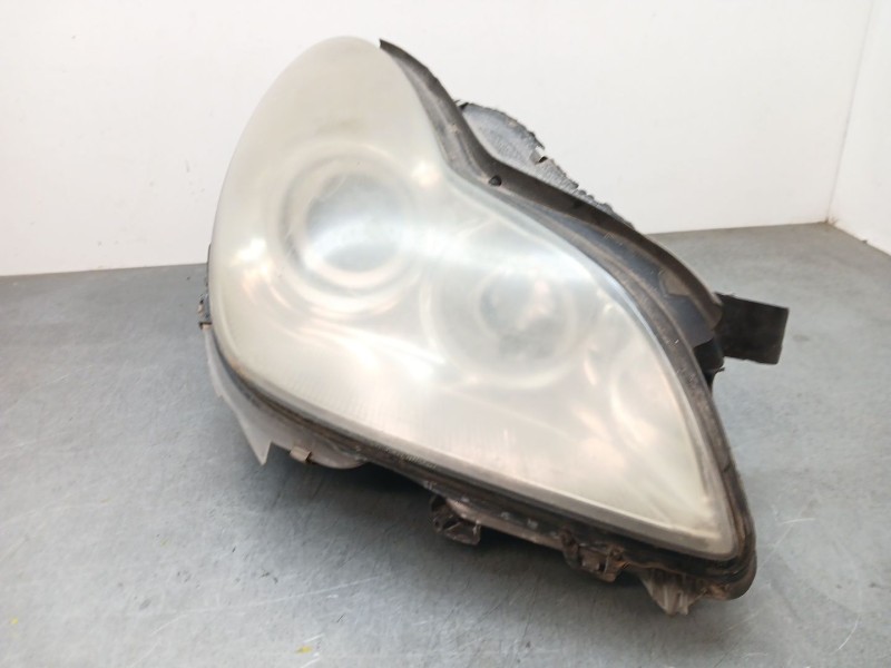 Recambio de faro derecho para mercedes-benz cls (c219) cls 350 (219.356) referencia OEM IAM 15967800 / 2198200261  