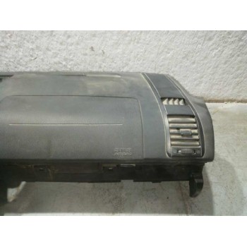 Recambio de salpicadero para ssangyong rexton referencia OEM IAM 7651808000 TOCADO 
