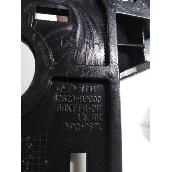 Recambio de maneta interior delantera derecha para lexus ct 200h referencia OEM IAM 82623RP000  82623RP000