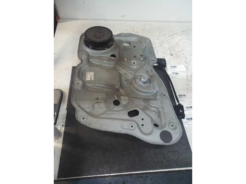 Recambio de elevalunas delantero derecho para volkswagen caddy ka/kb (2k) referencia OEM IAM 2K1837752BG ELECTRICO PANEL SIN MOT
